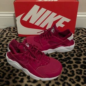 Wmns Air Huarache Run
